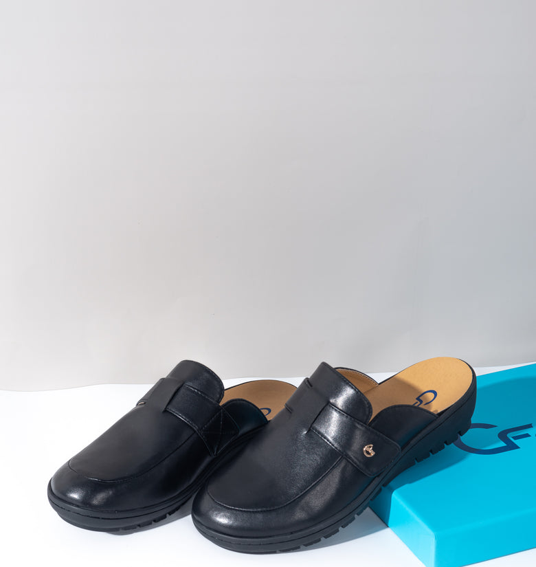 Comfortable Close-toe Leather Sandal , DIEGO